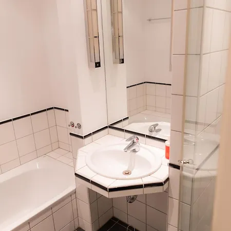 Brunnenblick Gastromeile, City, Messe & Stadionnah