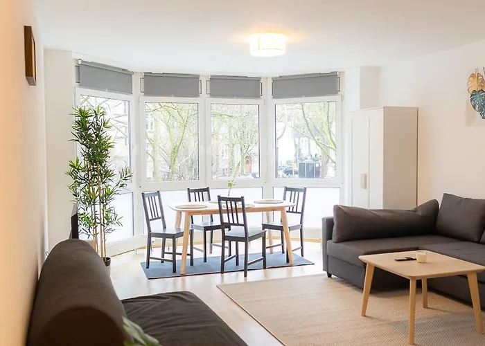 Brunnenblick Gastromeile, City, Messe & Stadionnah Appartement