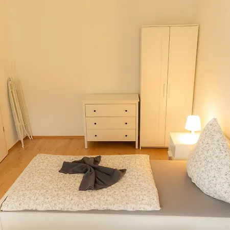 Brunnenblick Gastromeile, City, Messe & Stadionnah Appartement