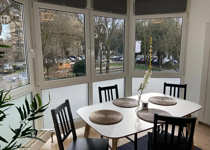 Brunnenblick Gastromeile, City, Messe & Stadionnah *