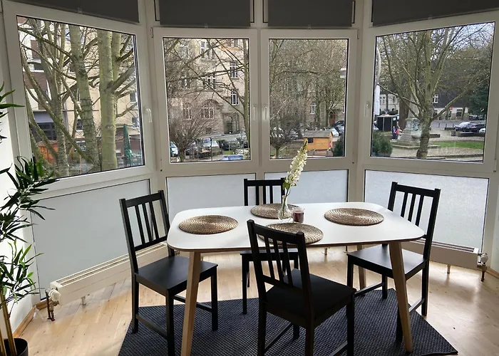 Brunnenblick Gastromeile, City, Messe & Stadionnah *